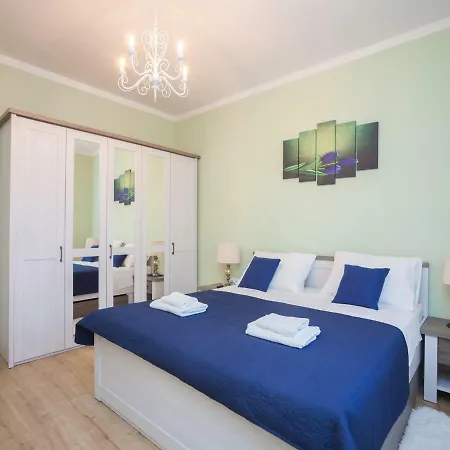 Romantic Olive With Pool Vakantiehuis *